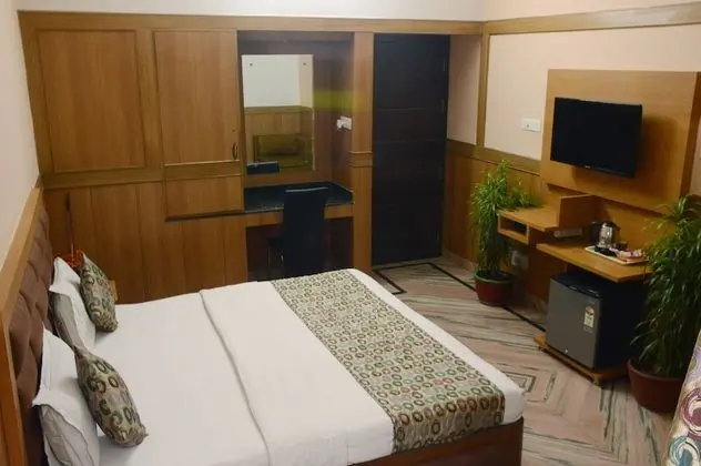 Deluxe Tek Büyük veya İki Ayrı Yataklı Oda