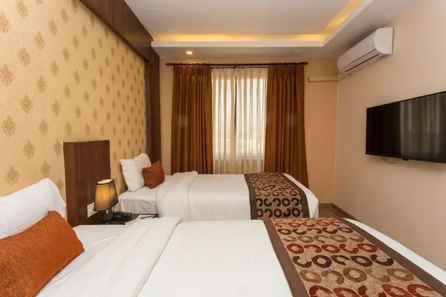 Deluxe Tek Büyük veya İki Ayrı Yataklı Oda, 1 Yatak Odası