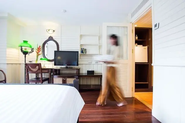 Deluxe King Bed Room