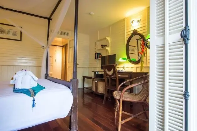 Deluxe King Bed Room
