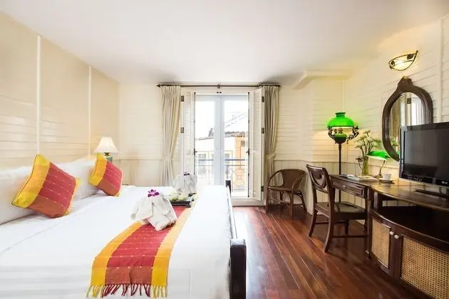 Superior King Bed Room