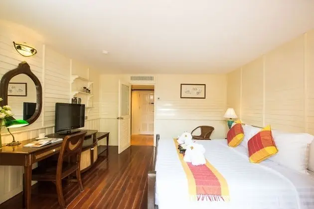 Superior King Bed Room