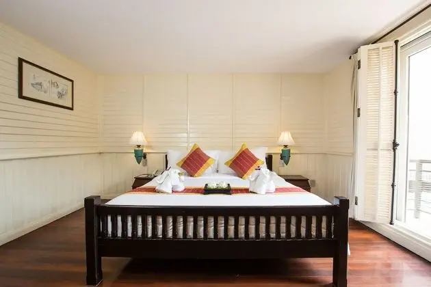 Superior King Bed Room