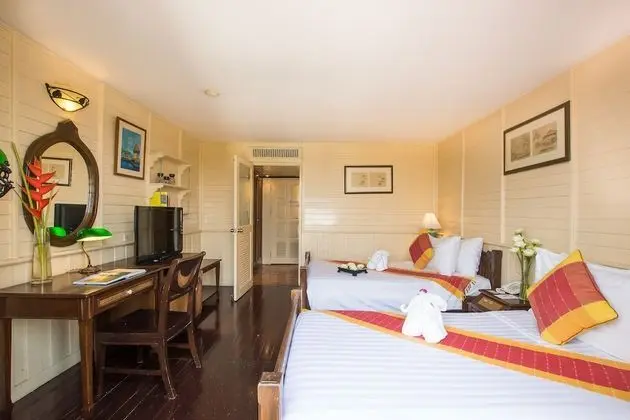 Superior Twin Bed Room