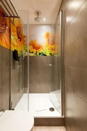 Tek Büyük Yataklı Oda (10 m²)