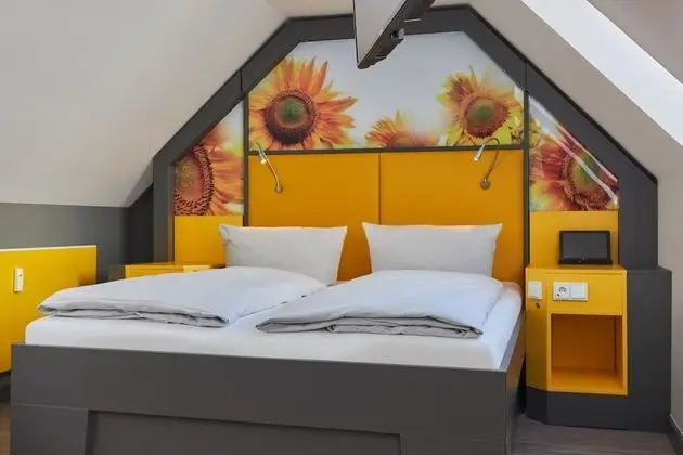 Üç Kişilik Oda (21 m²)
