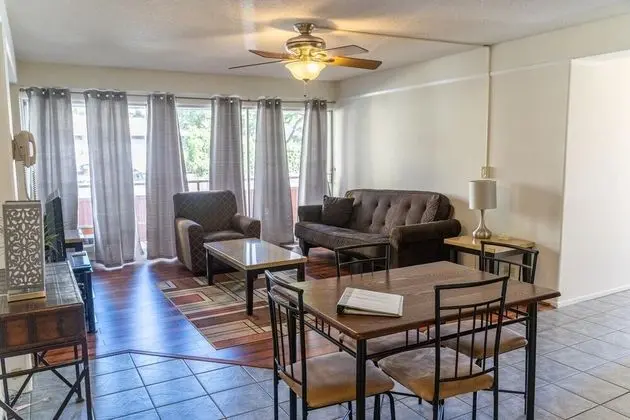 Daire (Budget Friendly 1Bd/1Ba Unit Near Int)