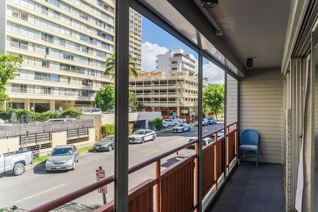 Daire (Budget Friendly 1Bd/1Ba Unit Near Int)