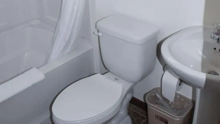 Oda, 1 Çift Kişilik Yatak, Sigara İçilmez