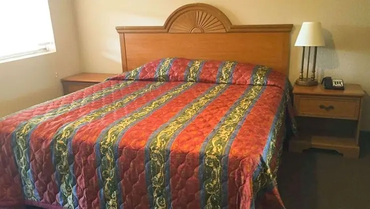 Oda, 1 En Büyük (King) Boy Yatak, Sigara İçilmez, Buzdolabı ve Mikrodalga (Small Pets Allowed)