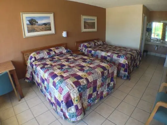 Comfort Tek Büyük Yataklı Oda, 2 Çift Kişilik Yatak, Sigara İçilmez, Buzdolabı ve Mikrodalga