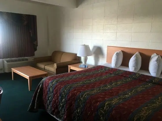 Tek Büyük Yataklı Oda, 2 Çift Kişilik Yatak