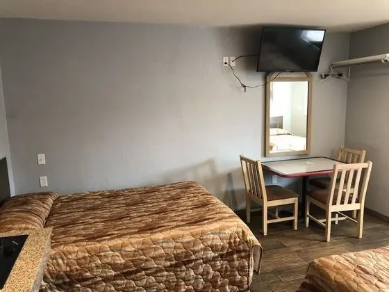 Tek Büyük Yataklı Oda