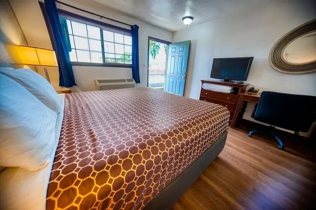 Basic Oda, 1 En Büyük (King) Boy Yatak, Sigara İçilmez