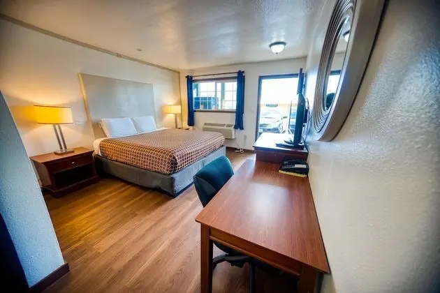 Basic Oda, 1 En Büyük (King) Boy Yatak, Sigara İçilmez