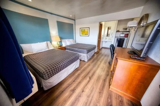 Basic Oda, 2 Büyük (Queen) Boy Yatak, Sigara İçilmez