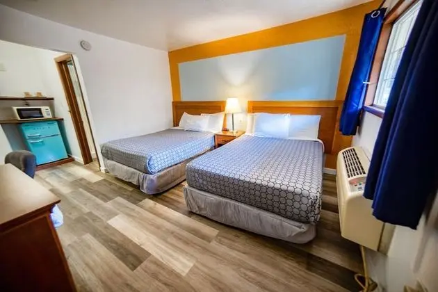 Basic Oda, 2 Büyük (Queen) Boy Yatak, Sigara İçilmez