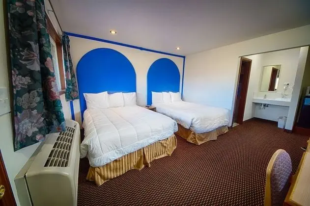 Basic Oda, 2 Büyük (Queen) Boy Yatak, Sigara İçilmez