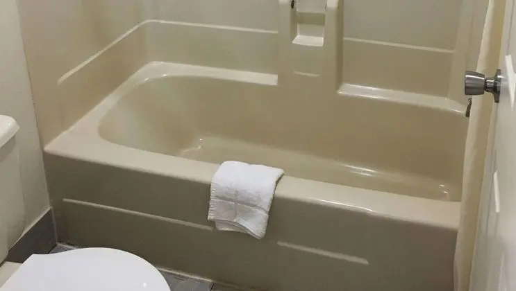 Oda, 1 Büyük (Queen) Boy Yatak, Sigara İçilmez