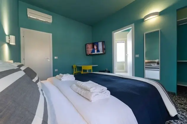 Comfort Tek Büyük Yataklı Oda
