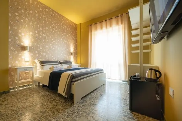 Comfort Tek Büyük Yataklı Oda