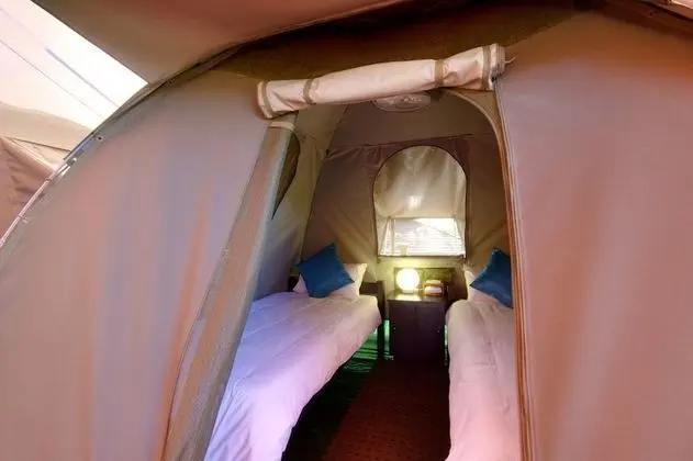 DOUBLE TENT