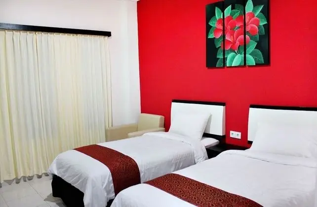 Standard Tek Büyük veya İki Ayrı Yataklı Oda (Second Floor)