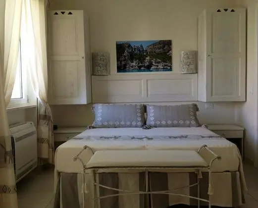 Superior Tek Büyük Yataklı Oda, Veranda, Bahçe Manzaralı