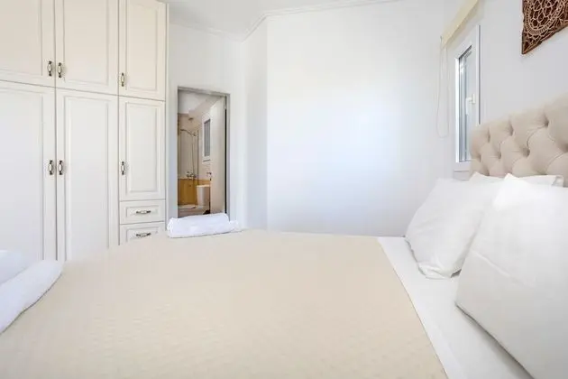 Villa, 4 Yatak Odası, Şömine