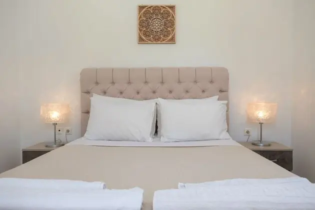 Villa, 4 Yatak Odası, Şömine