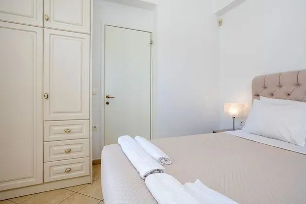 Villa, 4 Yatak Odası, Şömine