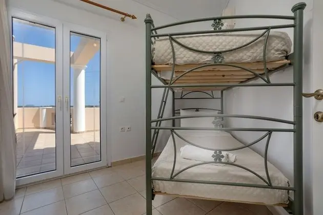 Villa, 4 Yatak Odası, Şömine