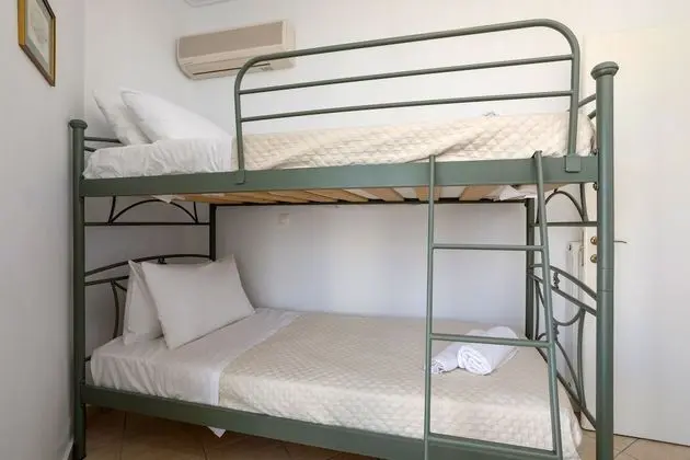 Villa, 4 Yatak Odası, Şömine