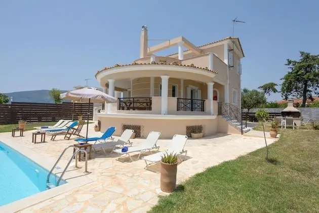Villa, 4 Yatak Odası, Şömine