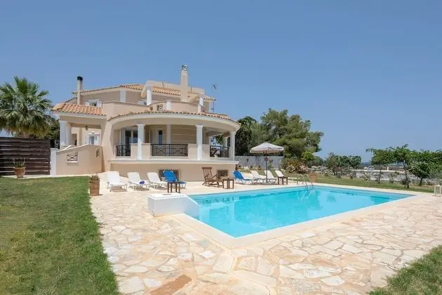 Villa, 4 Yatak Odası, Şömine