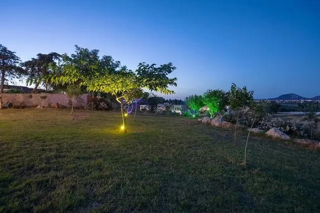 Villa, 4 Yatak Odası, Şömine