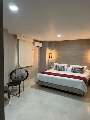 Standard Tek Büyük Yataklı Oda