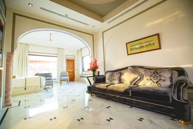 Grand Villa, 2 Yatak Odası, Kişiye Özel Havuzlu, Havuz Manzaralı