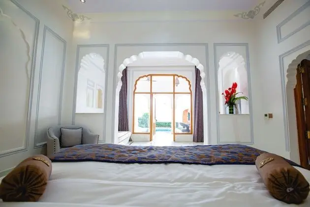 Villa, Kişiye Özel Havuzlu, Havuz Kenarı
