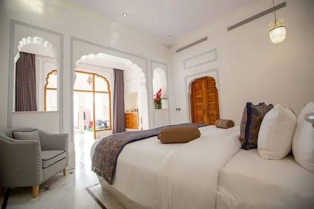 Villa, Kişiye Özel Havuzlu, Havuz Kenarı