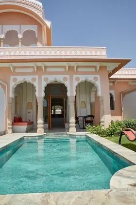 Villa, Kişiye Özel Havuzlu, Havuz Kenarı