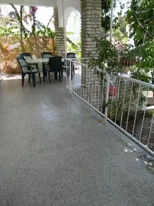 Apart Daire (Buffalo - 150m from the beach & parki)