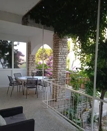 Apart Daire (Buffalo - 150m from the beach & parki)