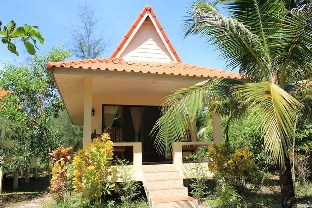 Deluxe Bungalow with Fan