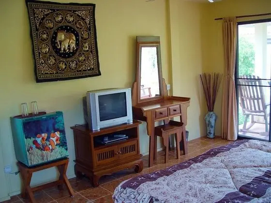 Deluxe Bungalow with Fan