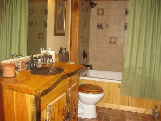 Oda, Özel Banyo (The Appalachian Room)