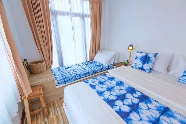 Economy Bigger Room with Refrigerator