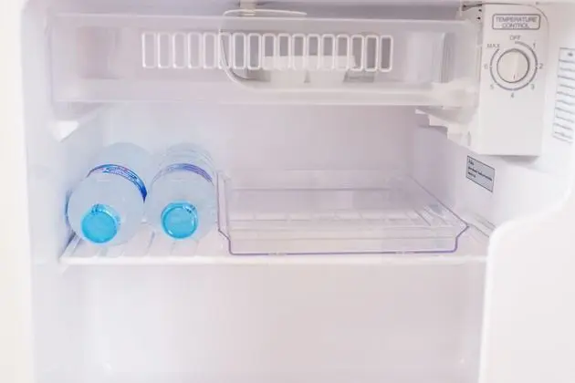 Economy Bigger Room with Refrigerator