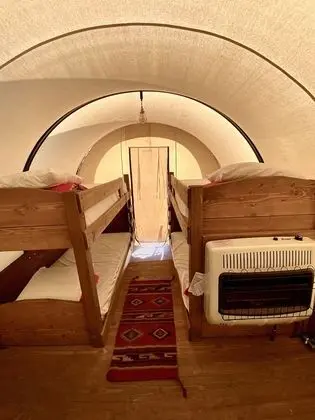 Traditional Çadır, Birden Çok Yatak, Dağ Manzaralı