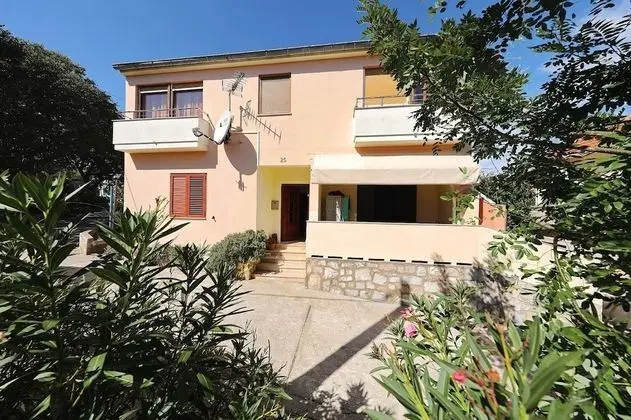 Apart Daire (Buga - close to the beach & comfortab)